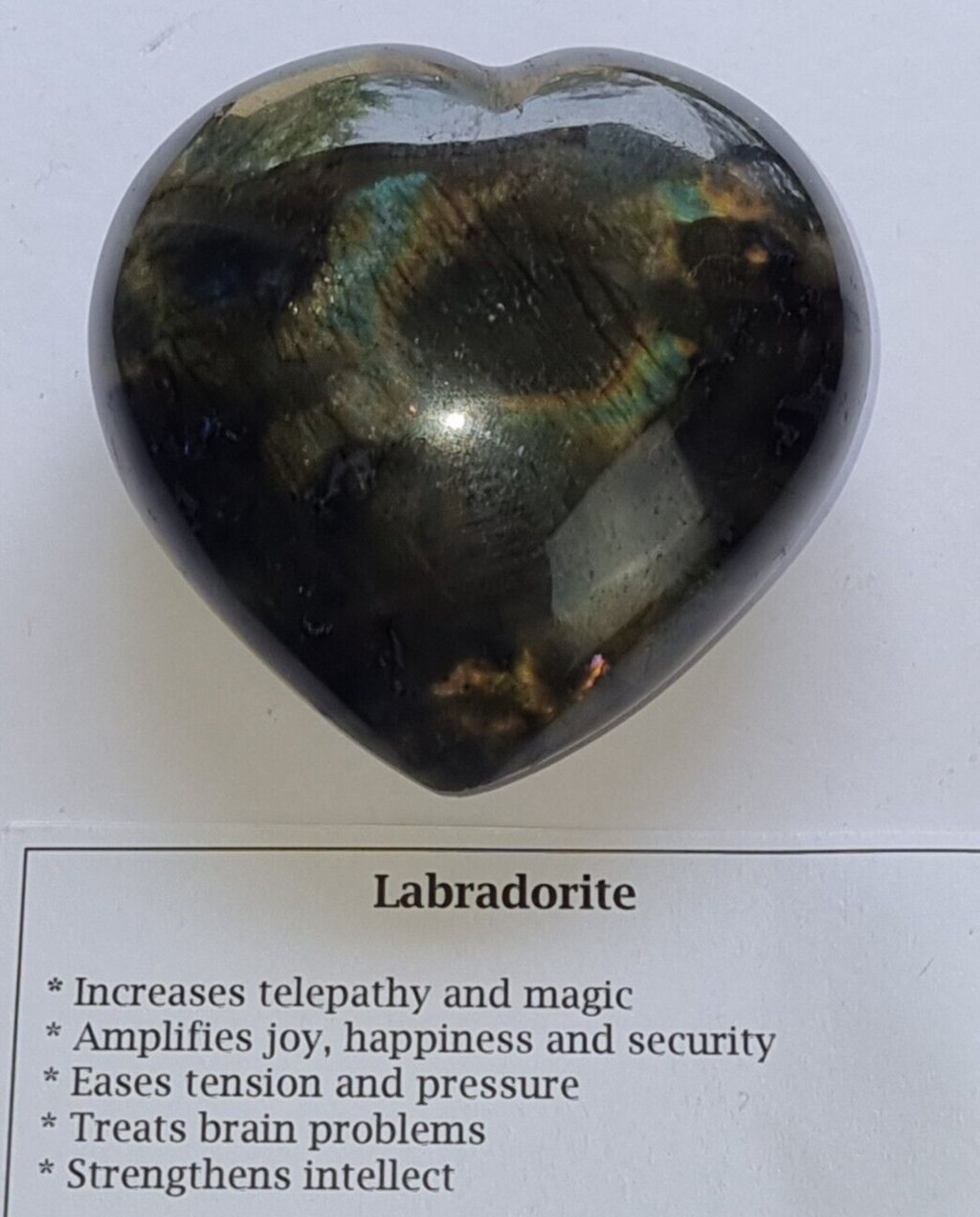 Heart carved gemstone Labradorite Natural crystal Blue Flash 0.254 Grams